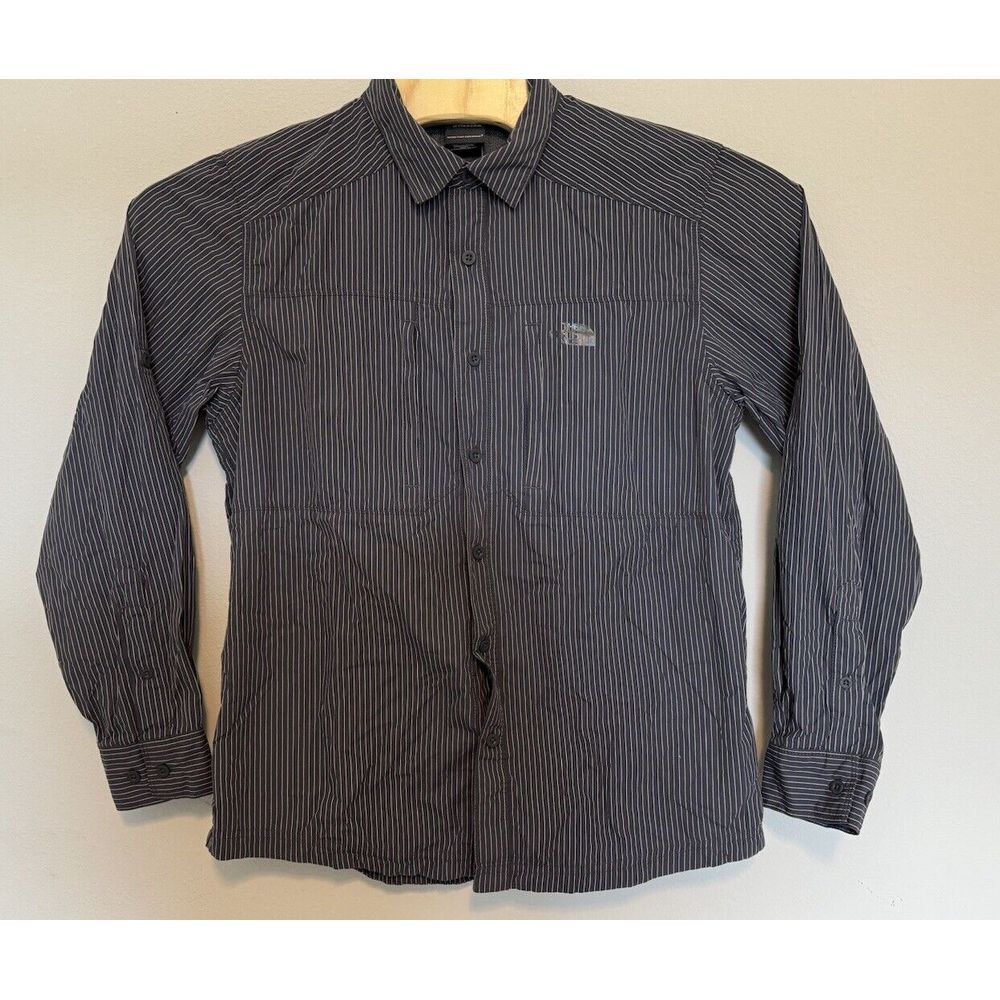 The North Face Men's Vented Button Up Long‎ Sleeve Shirt Black Stripe Medium